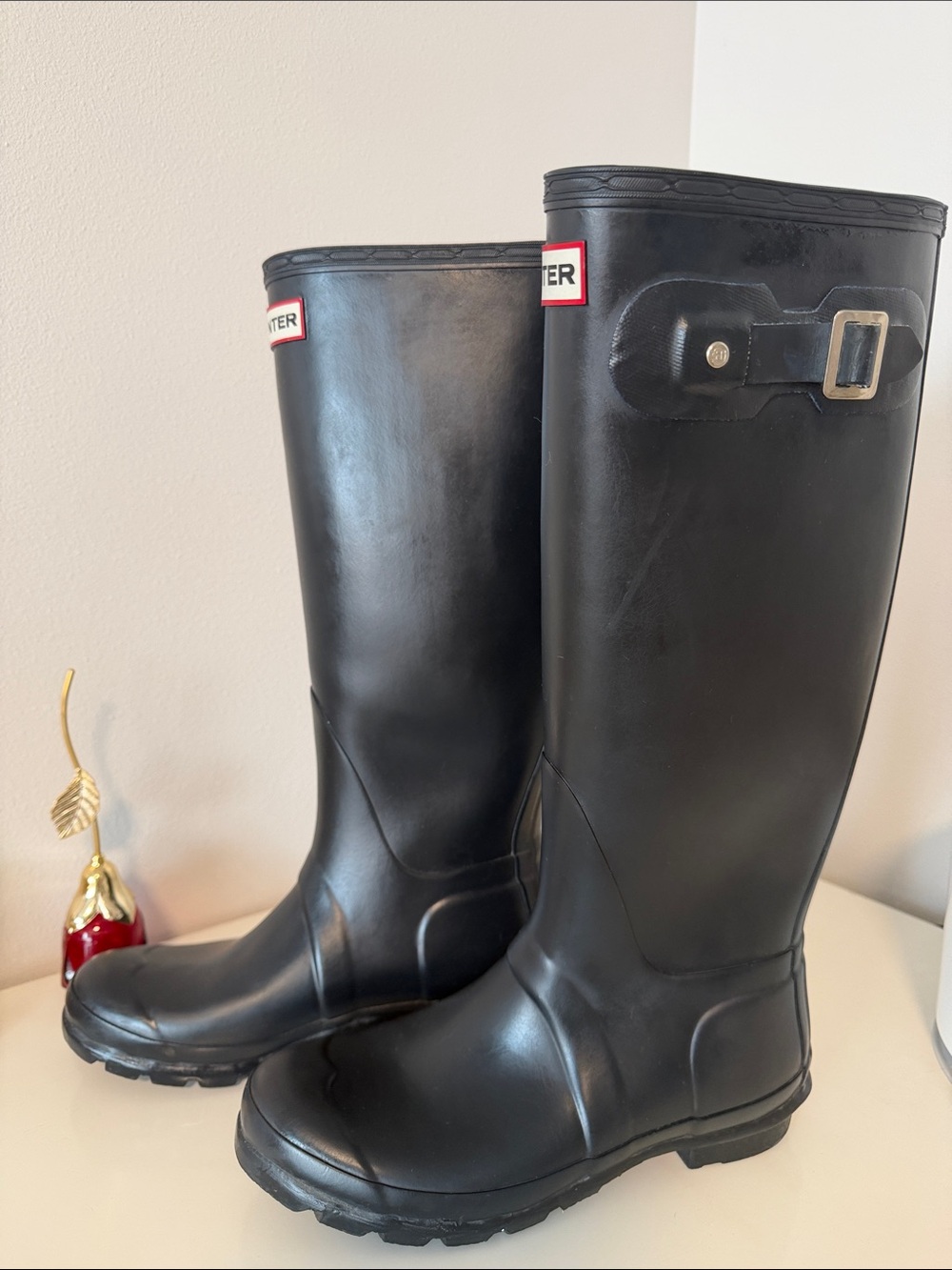 Hunter Tall Rain Boots ☔️ - Picture 2 of 7